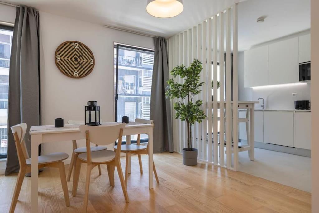 Lejlighed Campolide 2 Bedroom Delight By Innkeeper Lisboa