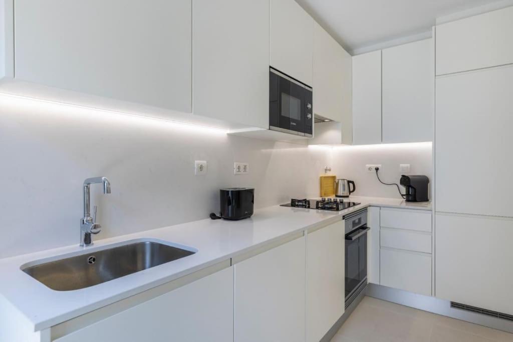 Campolide 2 Bedroom Delight By Innkeeper Lejlighed